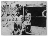 1947  - Maurizio con gli altri bagnini dei bagni 'Italia'.