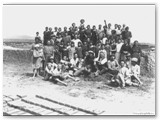 1918 - Occupati anche i minori. I bambini piccoli seguono le madri a lavoro