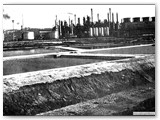 1971 - Le vasche di decantazione dei prodotti residui del Cracking