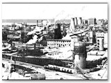 1970 - Il Cracking visto dai 65m. della torcia acetilene in zona Prodotti Clorati