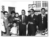 1951 - Cerimonia per il negozio di via del Popolo che si evolve da tradizionale a libero servizio. Griselli, Marchi, Agostini.