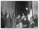 1950 - Benedizione della bandiera A.N.C.R. di Rosignano Solvay da parte di don Ezio Rivera