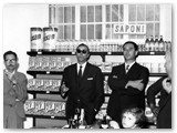 1951 - Cerimonia con il Sindaco Marchi perch� il negozio di via del Popolo si evolve da tradizionale a libero servizio. 